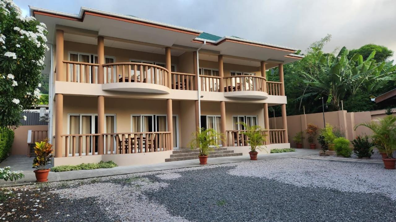 Green Self-Catering Apartment Beau Vallon  Extérieur photo